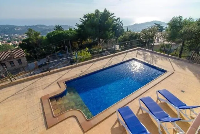 Villa Breeze Lloret de Mar 0*,